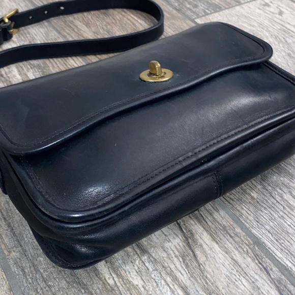 Coach Vintage 9850 Compartment Bag - Picture 2 of 14